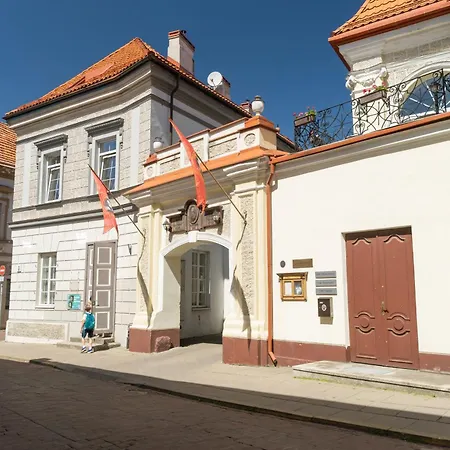 Old Town Hideaway Apartman *